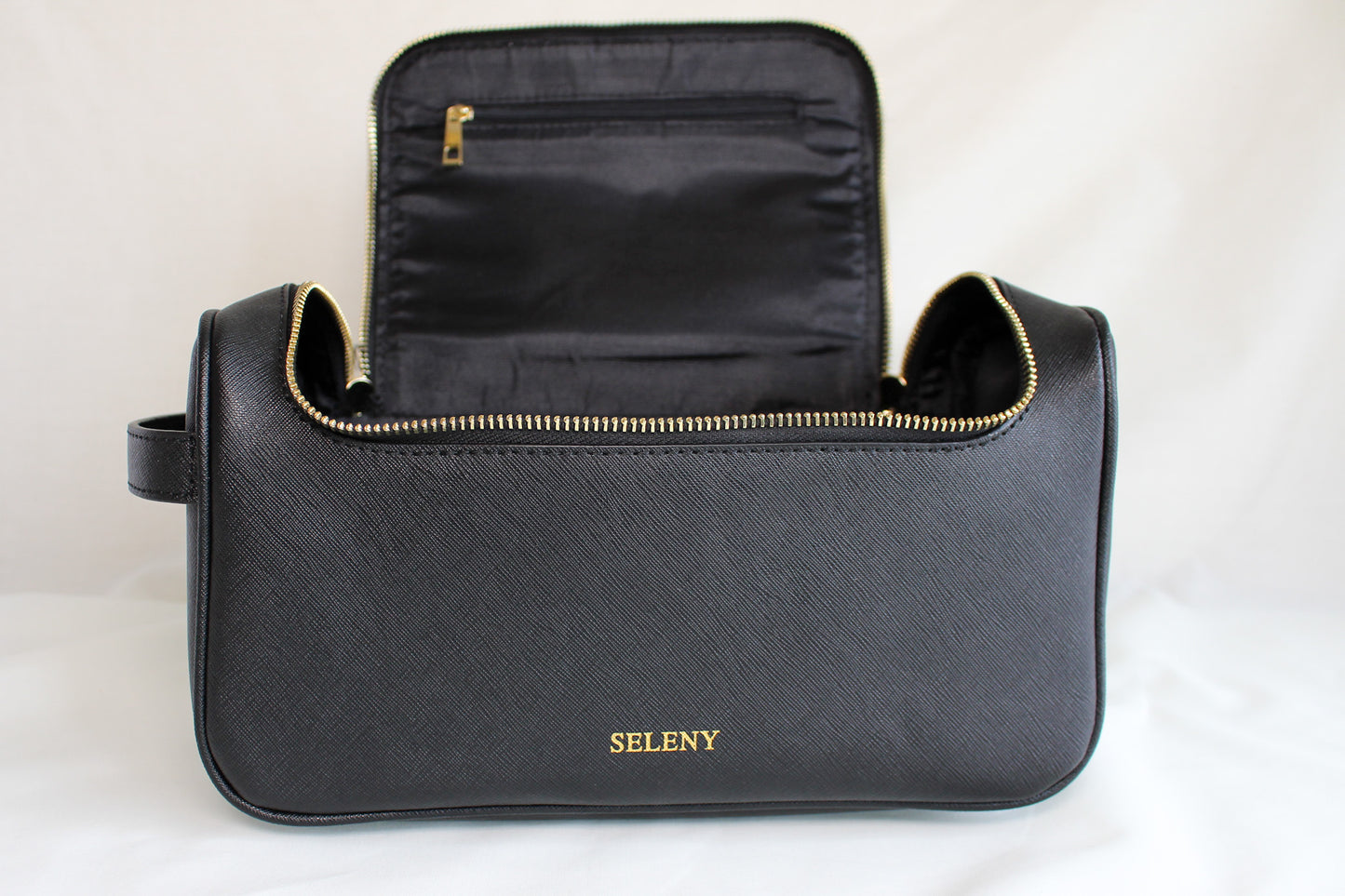 Seleny Men's Leather Toiletry Bag