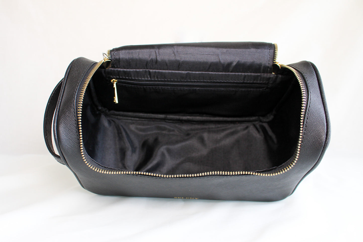 Seleny Men's Leather Toiletry Bag