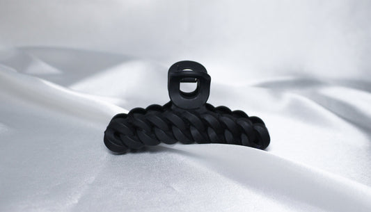 Seleny Matte Claw Clips